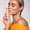 Feuchtigkeitsspendendes und schützendes Serum mit Ceramiden LSF 30